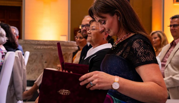 239183196_398980051808214_6747394265468200621_n