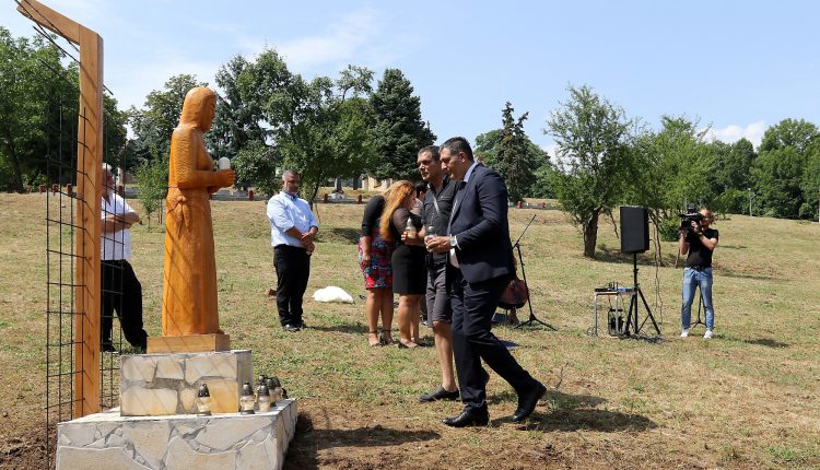 roma_holokauszt_emlekmuavatas_210801_ja-46