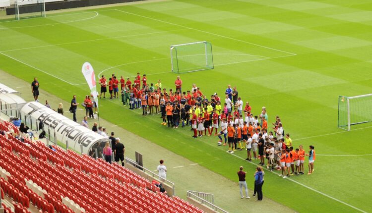 296429117_718772975830319_2390925670428894861_n